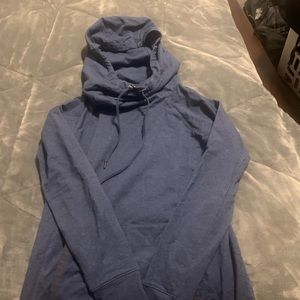 Altheta woman’s long sleeve hooded shirt